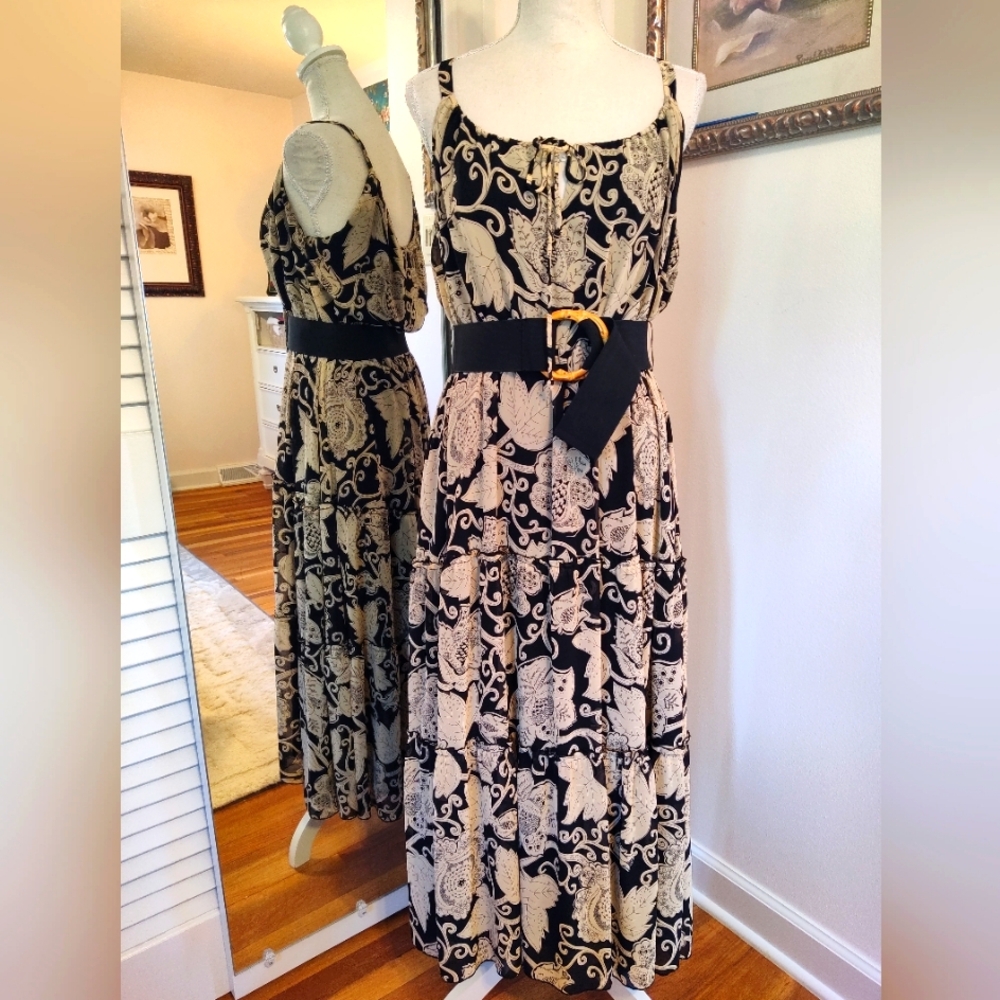 Floral flowy belted maxi dress